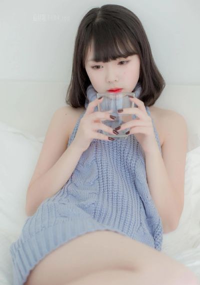 丰乳镇_十万网红美女美酱