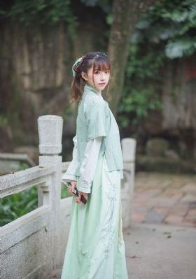 在摇晃的列车上_国产剧在线手机播放