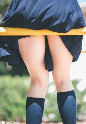 商务旅行与戴绿帽子的女老板同房_BD国语免费在线观看