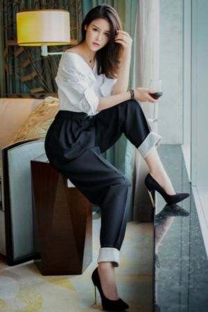 国产嫩草精品_高清版日韩电影在线
